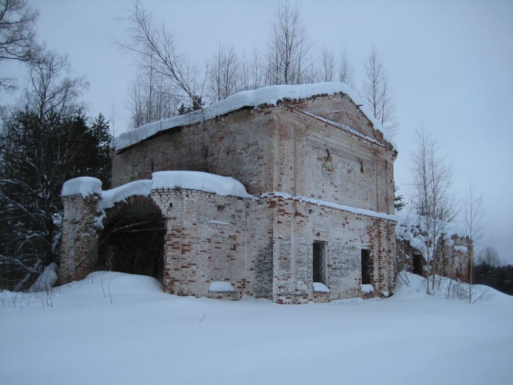 Церковь Николая Чудотворца, Деревенька (Красноборский район, Архангельская область). фасады