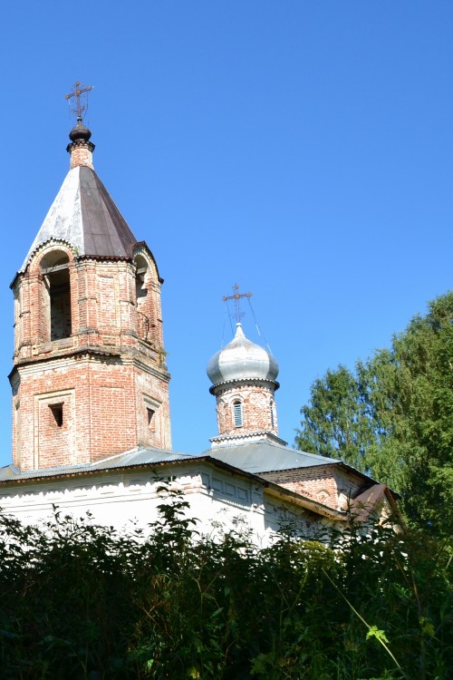 Шёломя. Церковь Николая Чудотворца. фасады