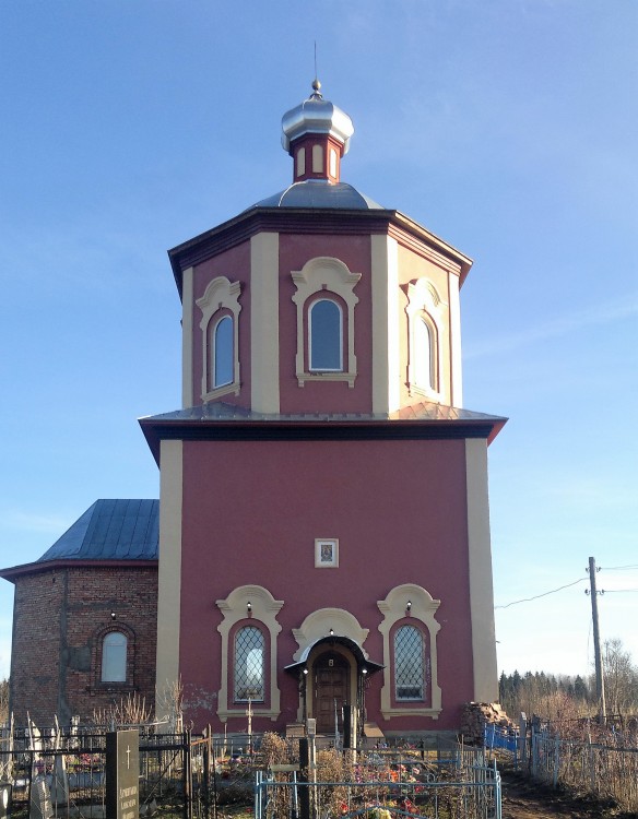 Озерец. Церковь Троицы Живоначальной. фасады, Восстановленный алтарь