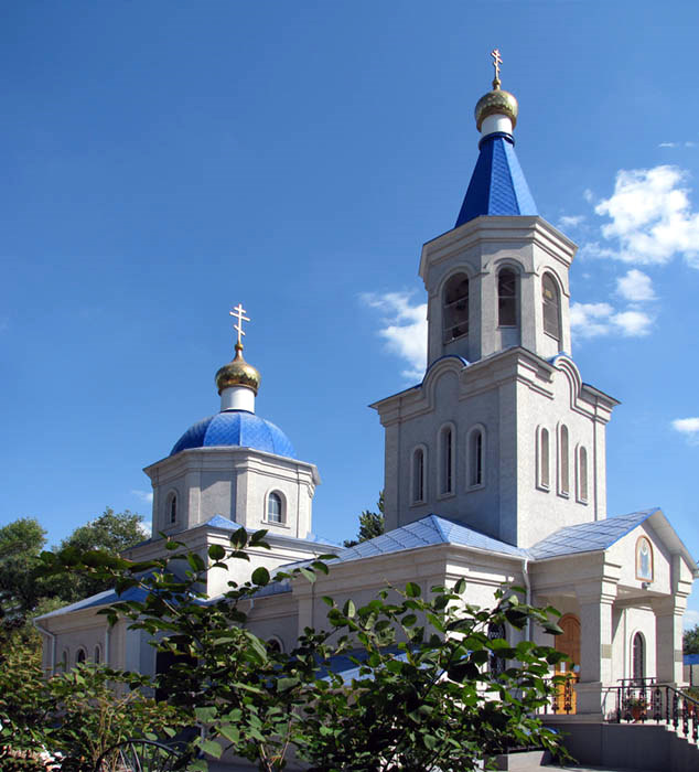 Моленная Покрова Пресвятой Богородицы, Белгород (Белгород, город, Белгородская область). общий вид в ландшафте