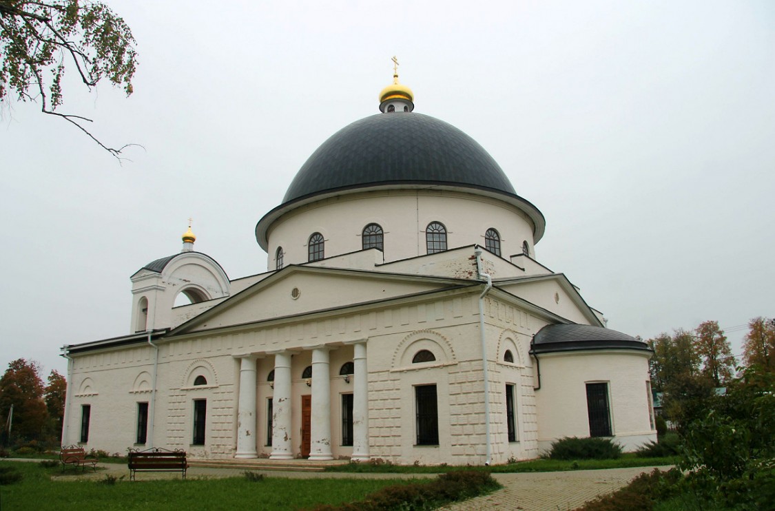 Пожилино. Церковь Димитрия Солунского. фасады, Вид с юго-востока