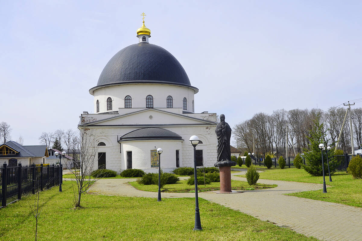 Церковь Димитрия Солунского, Пожилино (Ефремов, город, Тульская область). фасады