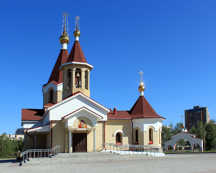 Петрозаводск. Церковь Пантелеимона Целителя на Древлянке. фасады