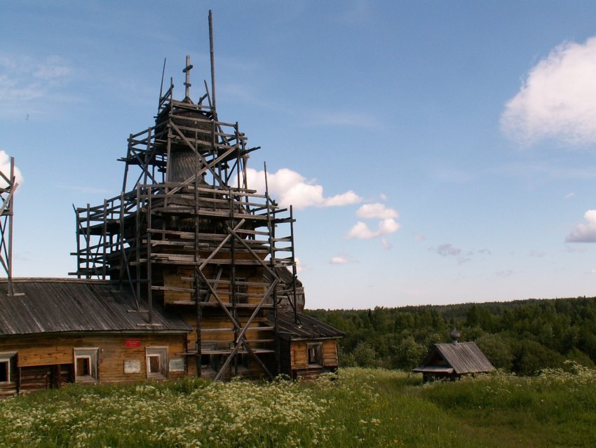 Церковь Алексия, человека Божия, Куртяево, урочище (Северодвинск, город, Архангельская область). дополнительная информация, храм Алексия человека Божия и часовня