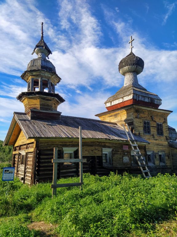 Куртяево, урочище. Церковь Алексия, человека Божия. фасады