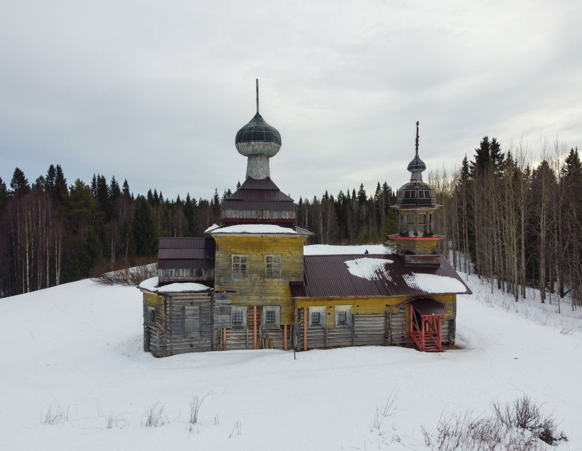 Церковь Алексия, человека Божия, Куртяево, урочище (Северодвинск, город, Архангельская область). общий вид в ландшафте