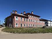 Сурский Иоанно-Богословский женский монастырь, Бывший монастырский корпус, Сура, Пинежский район, Архангельская область