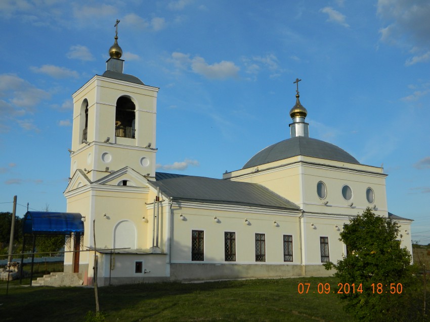 Церковь Покрова Пресвятой Богородицы, Палатово (Красногвардейский район, Белгородская область). фасады