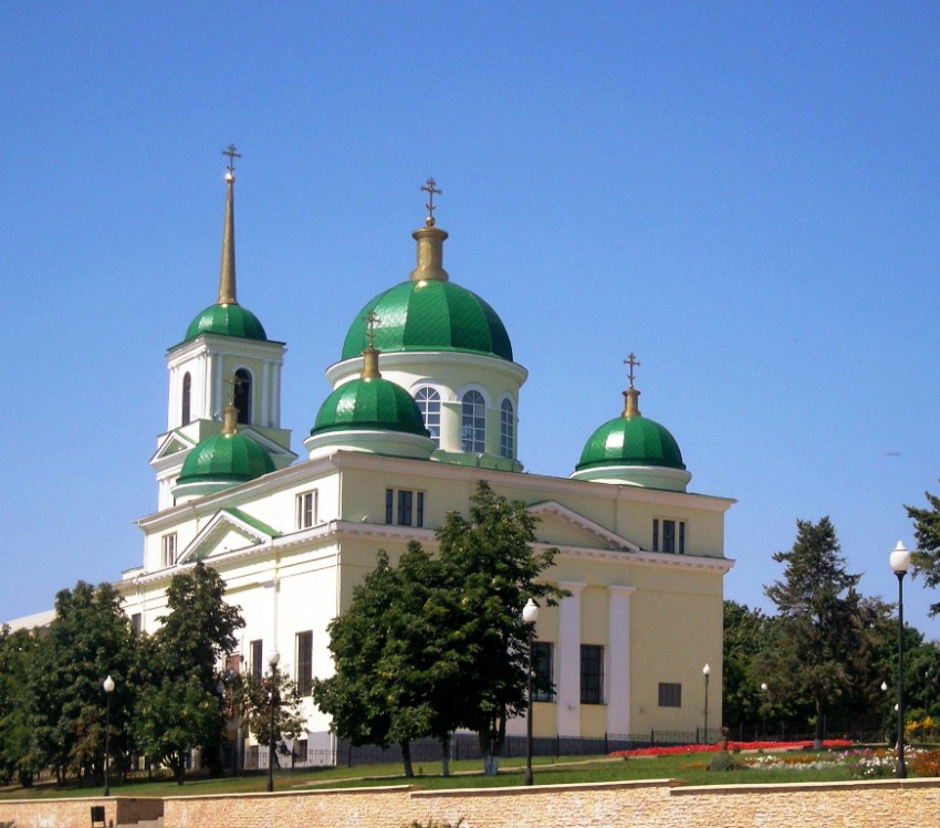 Бирюч. Собор Покрова Пресвятой Богородицы. фасады