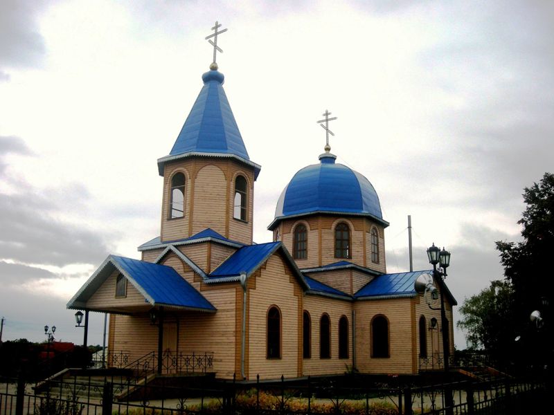 Гредякино. Церковь Михаила Архангела. общий вид в ландшафте