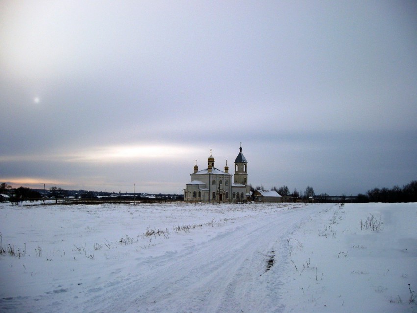 Церковь Параскевы Пятницы, Заячье (Корочанский район, Белгородская область). общий вид в ландшафте