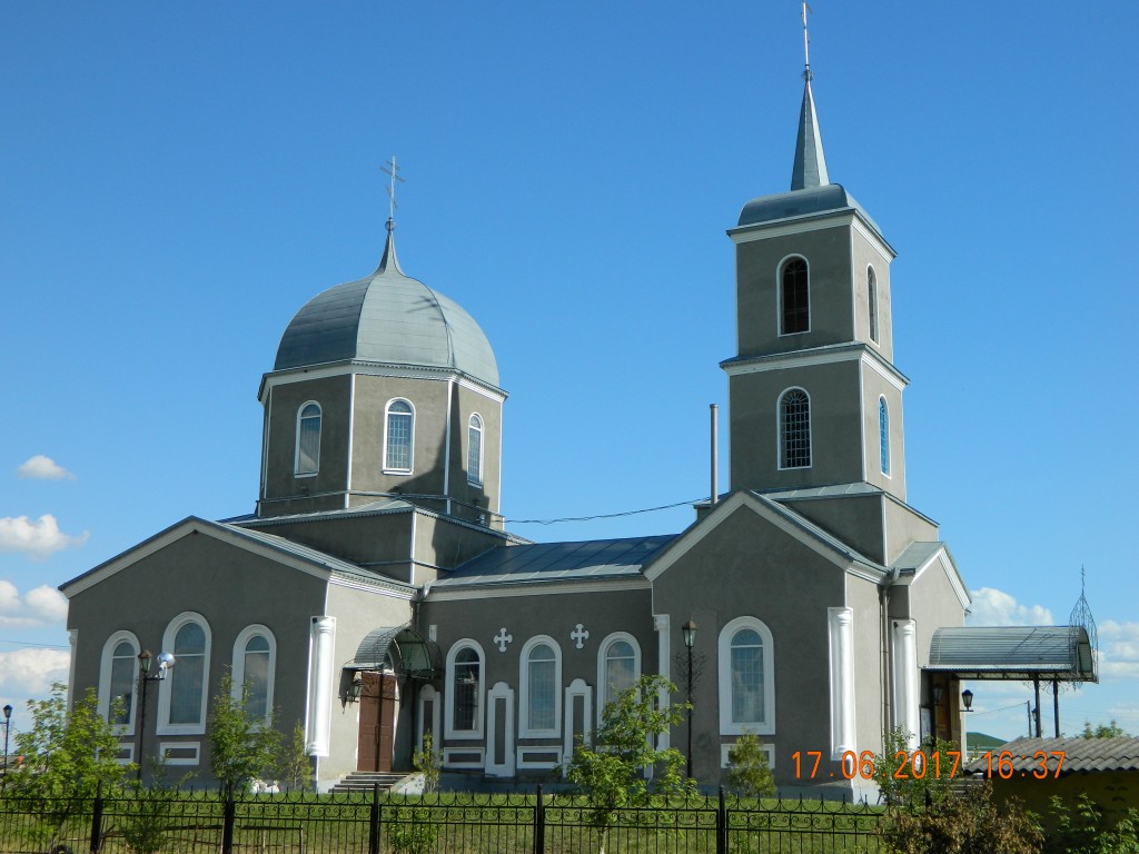 Церковь Димитрия Солунского, Казацкое (Красногвардейский район, Белгородская область). фасады