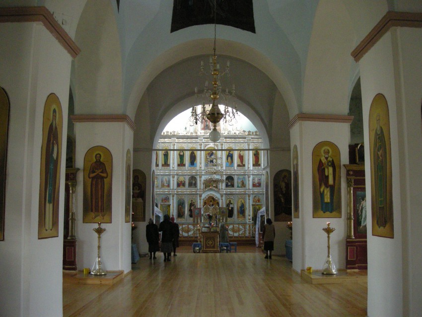 Церковь Успения Пресвятой Богородицы, Ливенка (Красногвардейский район, Белгородская область). интерьер и убранство