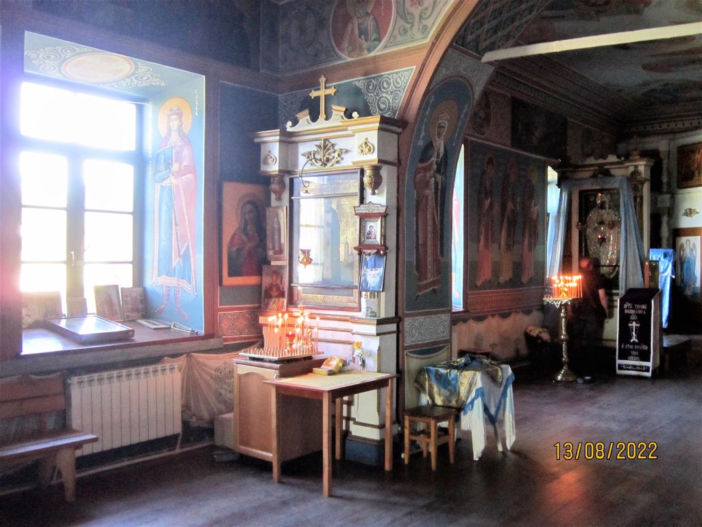 Церковь Николая Чудотворца, Талабск (остров им. Залита) (Псковский район, Псковская область). интерьер и убранство, Канунный стол придела Смоленской иконы Божией Матери