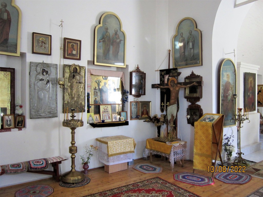 Церковь Петра и Павла, Верхний (остров им. Белова) (Псковский район, Псковская область). интерьер и убранство, Канунный стол церкви свв. апостолов Петра и Павла