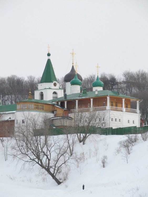 Печёрский Вознесенский монастырь. Домовая церковь Сергия Радонежского, Нижегородский район (Нижний Новгород, город, Нижегородская область). общий вид в ландшафте