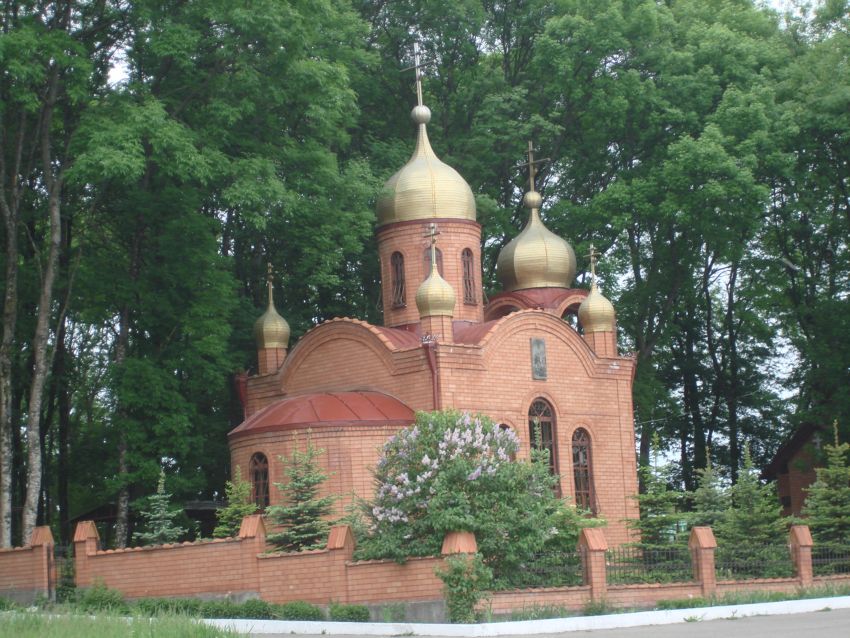 Ессентукская. Церковь Георгия Победоносца. общий вид в ландшафте