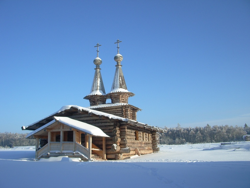 Церковь Введения во Храм Пресвятой Богородицы во Введенском-Борисовке, Введенское-Борисовка, урочище (Троицкий административный округ (ТАО), г. Москва). общий вид в ландшафте