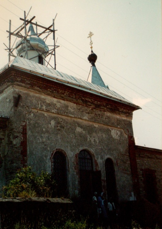 Церковь Петра и Павла, Верхний (остров им. Белова) (Псковский район, Псковская область). архитектурные детали, реставрация храма