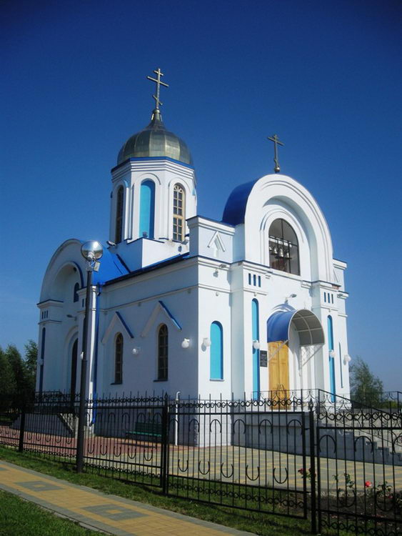 Церковь Казанской иконы Божией Матери, Вязовое (Краснояружский район, Белгородская область). общий вид в ландшафте