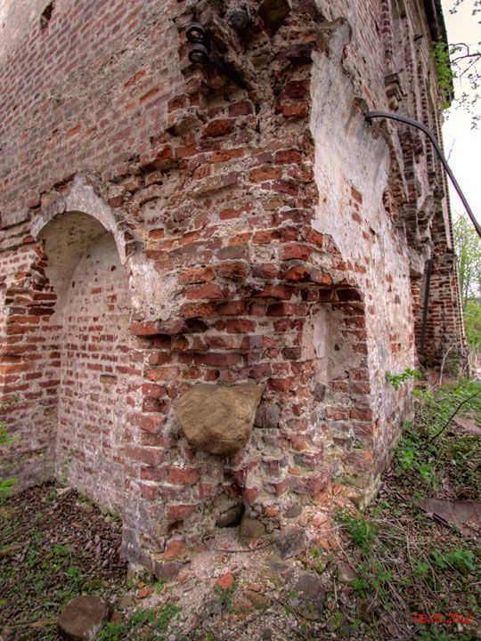 Церковь Троицы Живоначальной, Увицы, погост (Осташковский городской округ, Тверская область). архитектурные детали