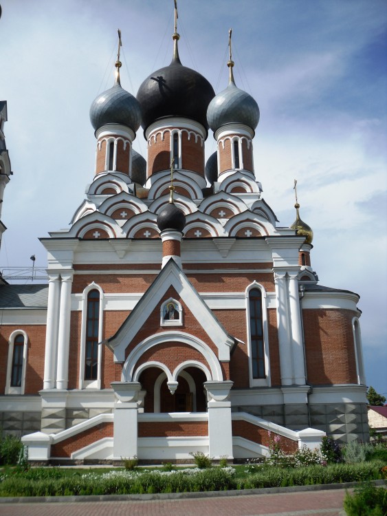 Кафедральный собор Преображения Господня, Бердск (Бердск, город, Новосибирская область). фасады, основной объем, южное крыльцо