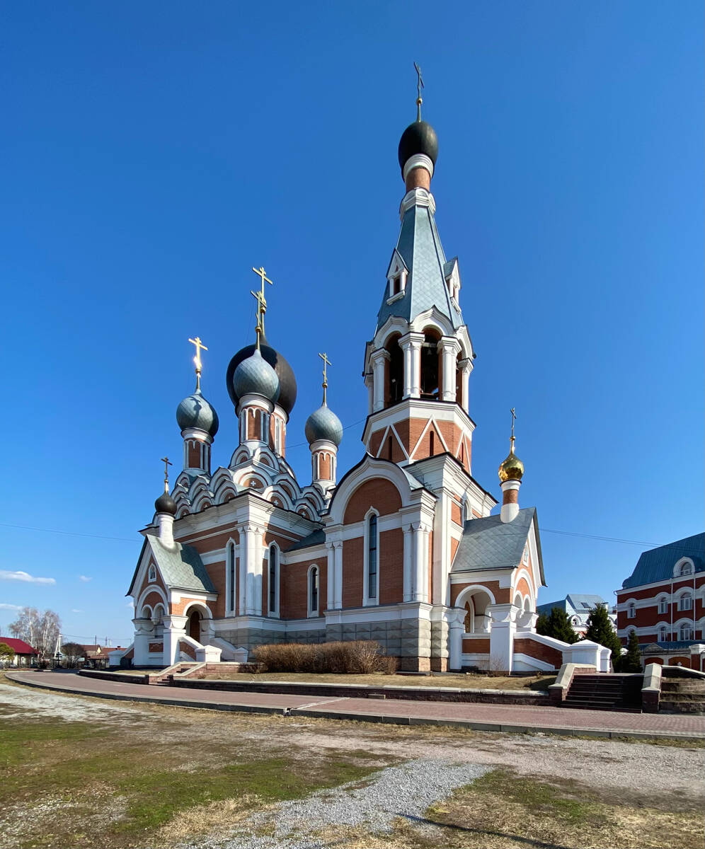 Кафедральный собор Преображения Господня, Бердск (Бердск, город, Новосибирская область). фасады, Вид с юго-запада