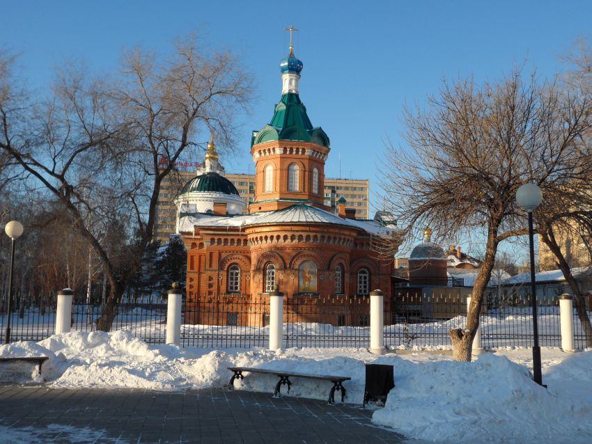 Оренбург. Церковь Богоявления Господня (крестильная). фасады