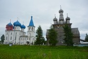 Рикасово (Заостровье). Храмовый комплекс. Церкви Сретения Господня и Покрова Пресвятой Богородицы