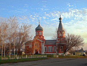 Шараповка. Церковь Троицы Живоначальной