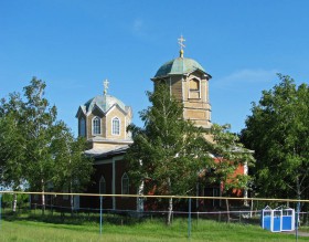 Тростенец. Церковь Покрова Пресвятой Богородицы