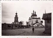 Кафедральный собор Сошествия Святого Духа, Собор справа. Фото 1941 г. с аукциона e-bay.de<br>, Ромны, Роменский район, Украина, Сумская область