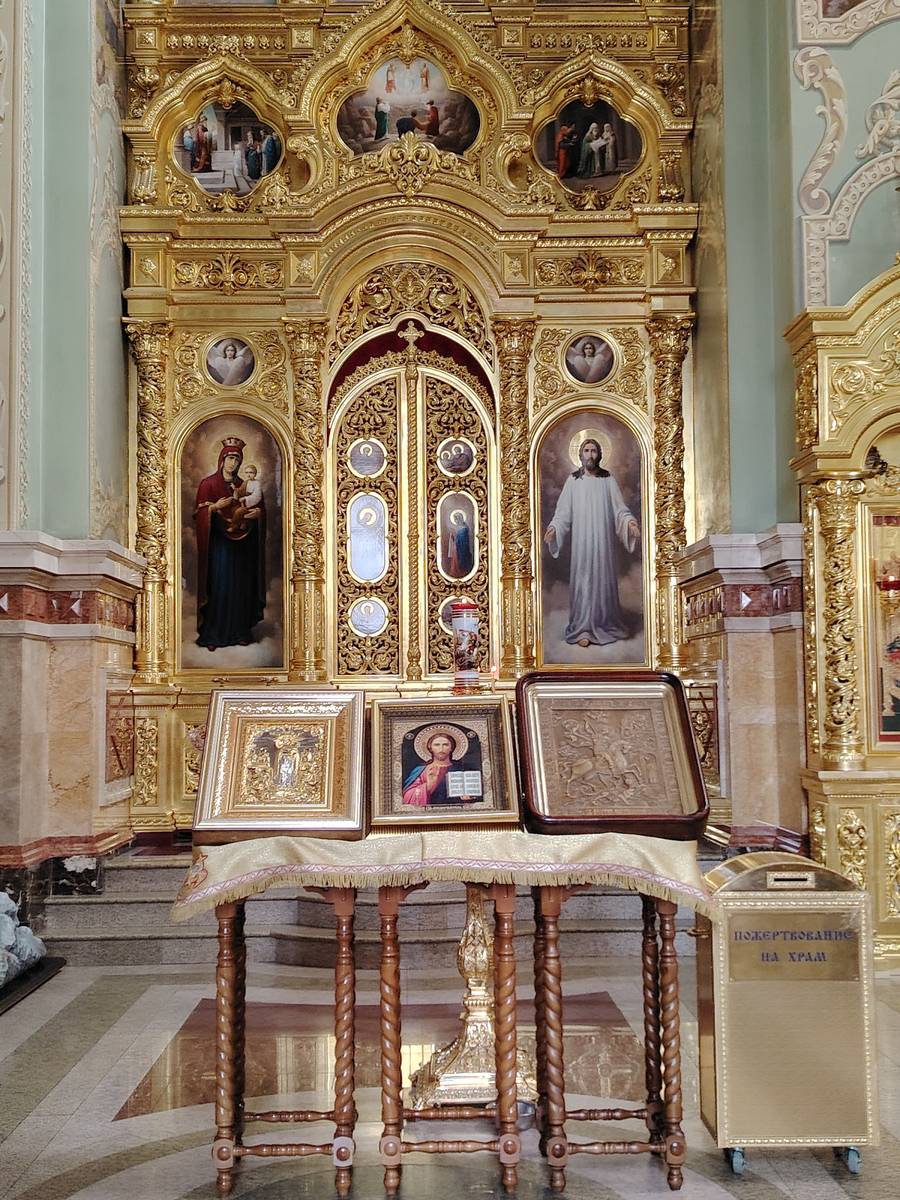 Кафедральный собор Казанской иконы Божией Матери (новый), Ставрополь (Ставрополь, город, Ставропольский край). интерьер и убранство