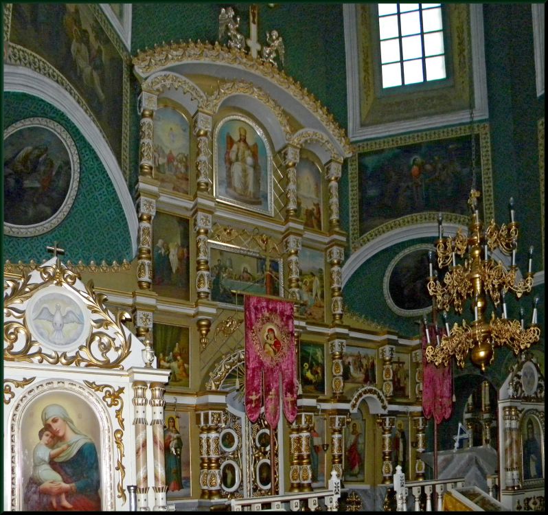 Церковь Николая Чудотворца (подворье Троицкого монастыря), Слоновка (Новооскольский район, Белгородская область). интерьер и убранство