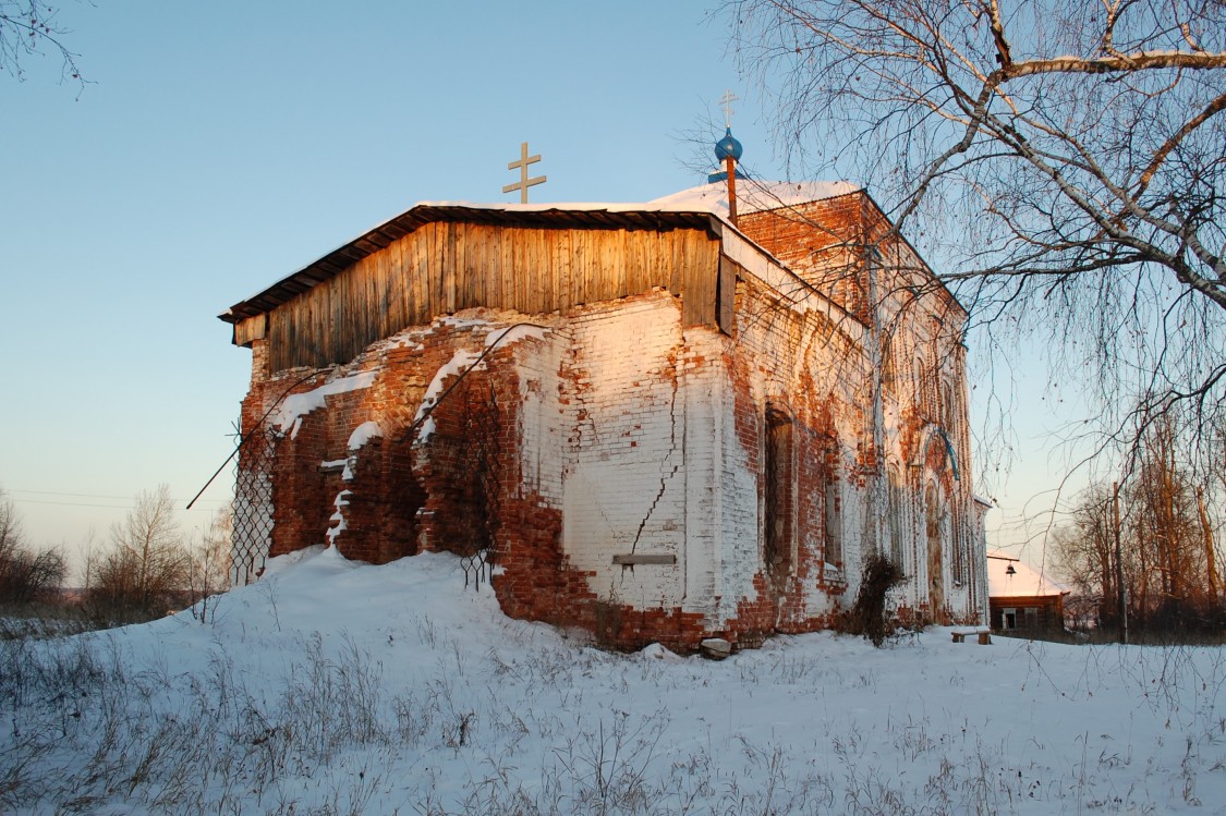 Церковь Успения Пресвятой Богородицы, Усановка (Уинский район, Пермский край). фасады