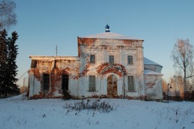 Усановка. Церковь Успения Пресвятой Богородицы