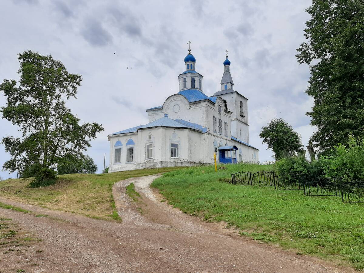Церковь Покрова Пресвятой Богородицы, Красный Ясыл (Ординский район, Пермский край). фасады