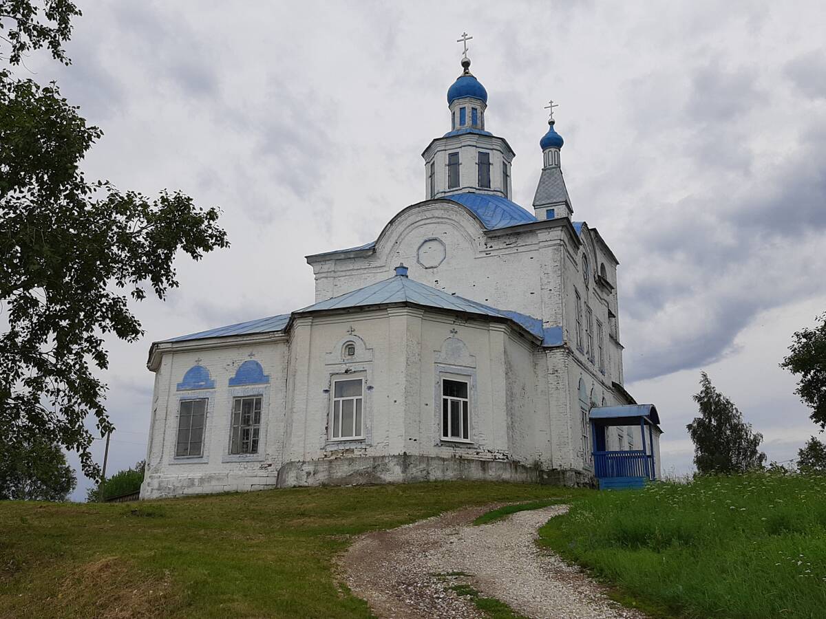Церковь Покрова Пресвятой Богородицы, Красный Ясыл (Ординский район, Пермский край). фасады