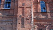 Церковь Власия, Выпуклое изображение креста на стенах Храма, Шляпники, Ординский район, Пермский край