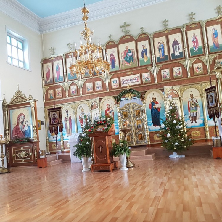 Церковь Александра Невского, Усть-Качка (Пермский район, Пермский край). интерьер и убранство, иконостас