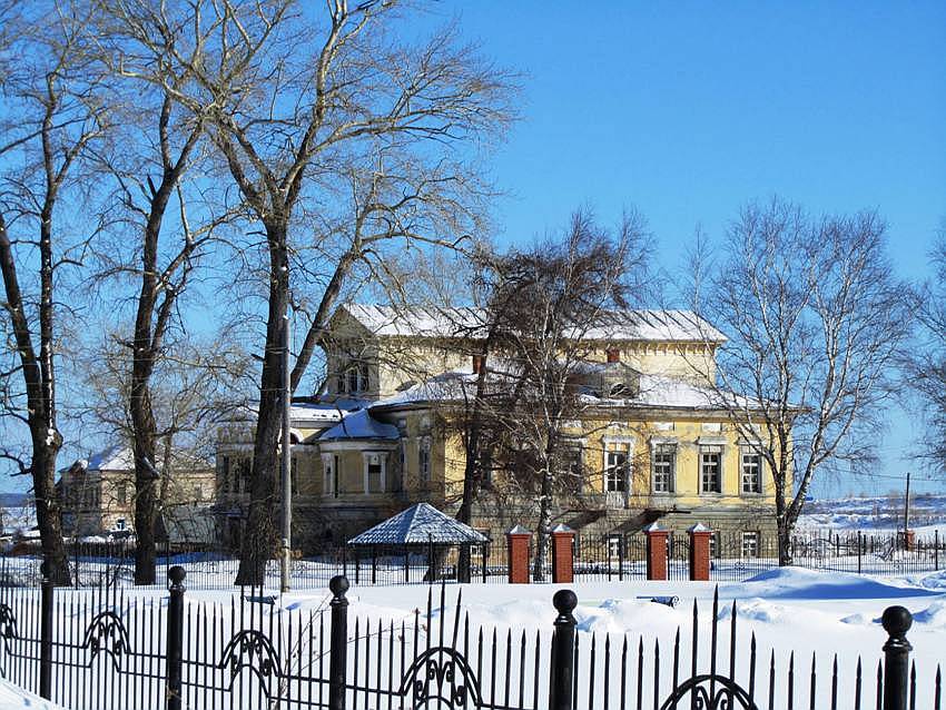 Спасо-Преображенский женский монастырь, Усолье (Усольский район, Пермский край). фасады, Дом приемов и флигель (б. 