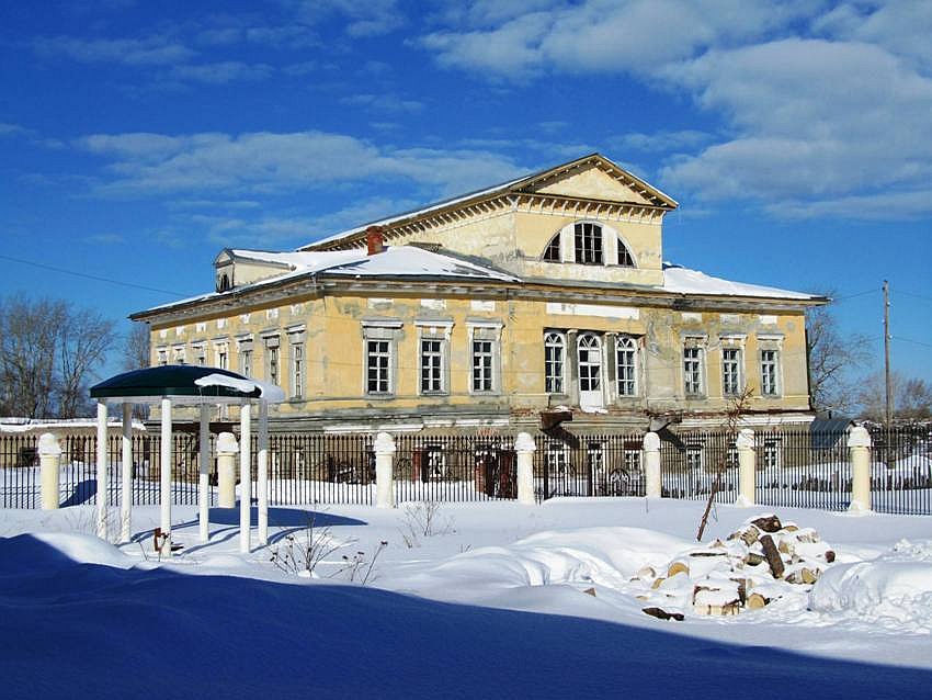 Спасо-Преображенский женский монастырь, Усолье (Усольский район, Пермский край). фасады, Дом приемов б. усадьбы Строгановых