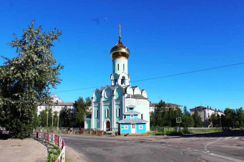 Новодвинск (Новодвинск, город). Церковь Сошествия Святого Духа ...