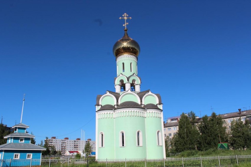 Новодвинск. Церковь Сошествия Святого Духа. фасады, Вид с востока