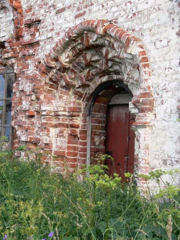Церковь Василия Великого, Погост (Быстрокурье) (Холмогорский район, Архангельская область). архитектурные детали, северный портал
