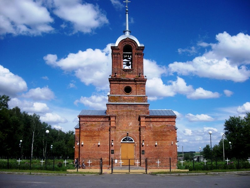 Церковь Михаила Архангела, Архангельское (Старый Оскол, город, Белгородская область). общий вид в ландшафте