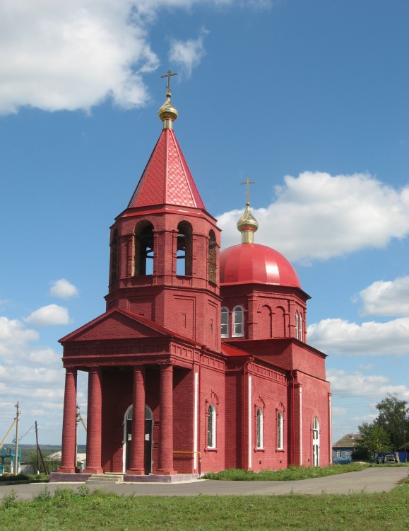 Церковь Михаила Архангела, Нижнее Чуфичево (Старый Оскол, город, Белгородская область). фасады, Общий вид с юго-запада
