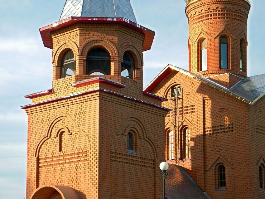 Роговатое. Церковь Сергия Радонежского. фасады