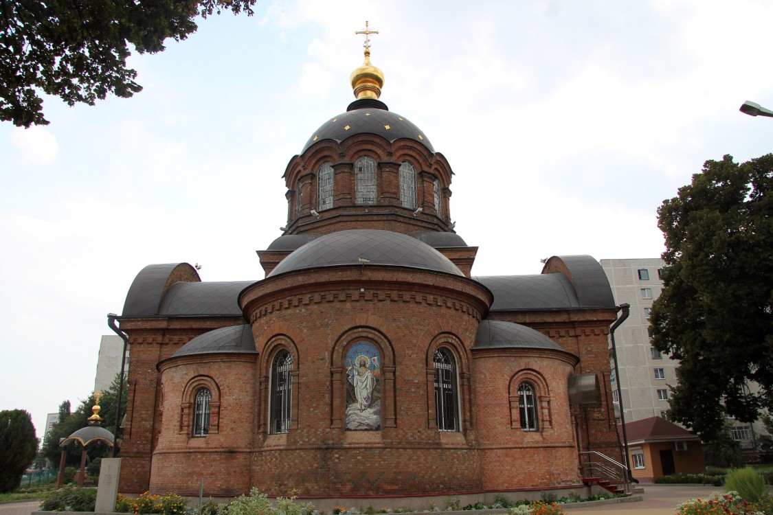 Старый Оскол. Кафедральный собор Александра Невского. фасады