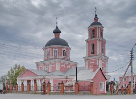 Старый Оскол. Церковь Воздвижения Креста Господня